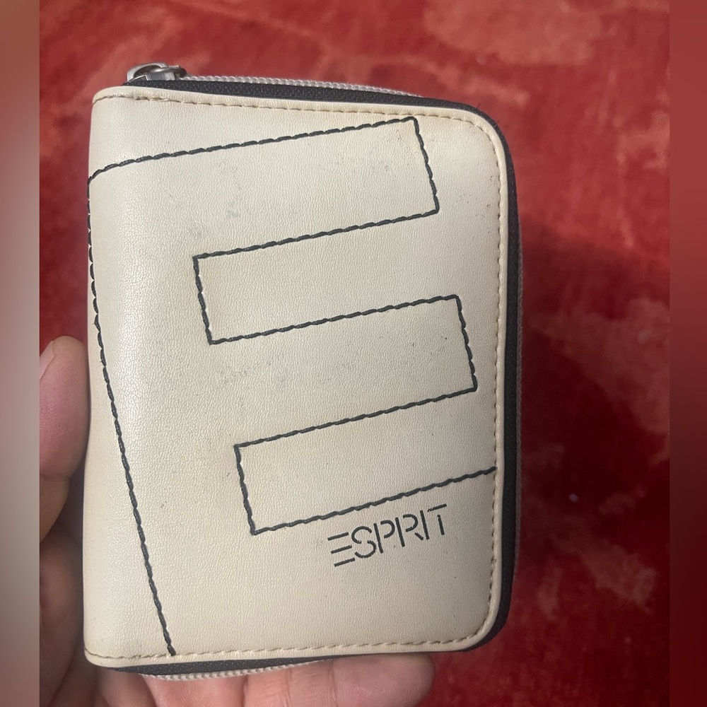 ESPRIT WALLET FOR WOMEN.
